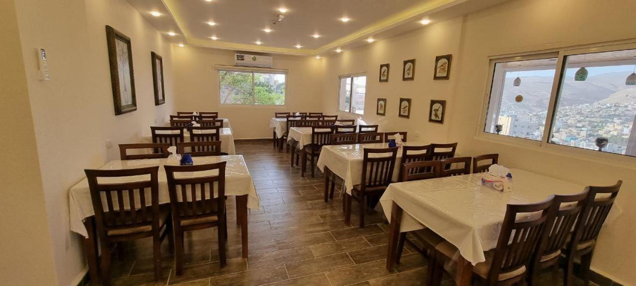 Beit Alshabaan Inn 瓦迪穆萨 外观 照片